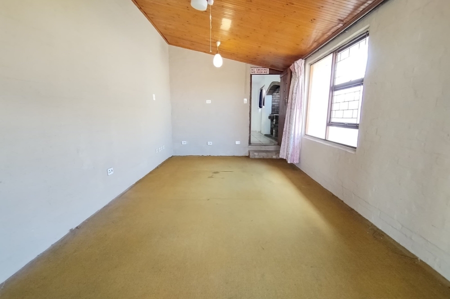 4 Bedroom Property for Sale in Protea Heights Western Cape